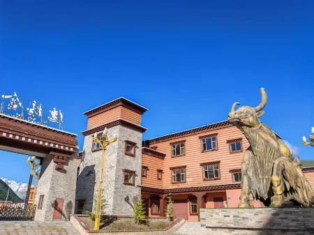 Dege Qin Chuan No.1 Grand Hotel (Manigango)