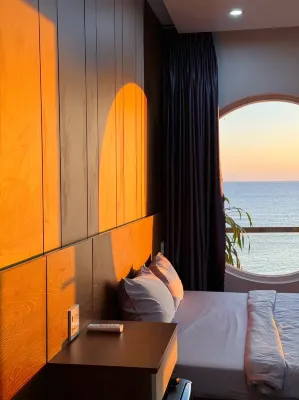 ChanKy Hotel Phu Quy Hotels near Đền Thờ Công Chúa Bàn Tranh