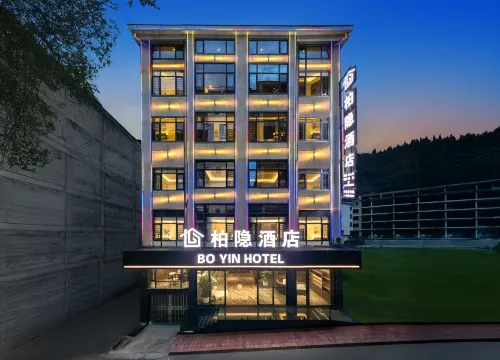 Huangguoshu Baiyin Hotel Hotels in Zhenning