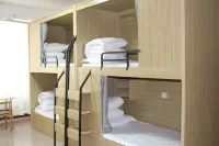 Lvpiche Hostel (Kuanxiangzi)