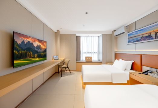 4. 민타이 홀리데이..