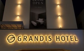 Dayeon Grandis Hotel