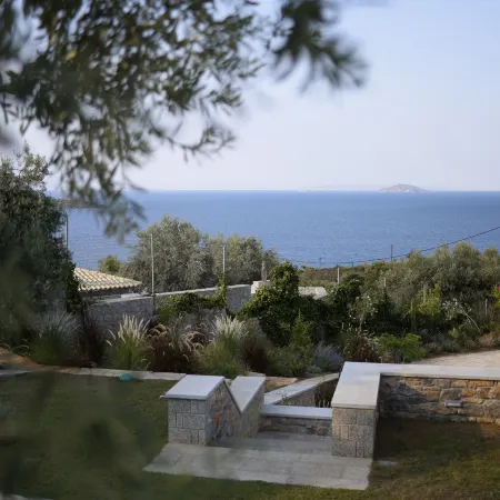 Villa Arian