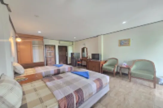 Phaiboon Hotel & Resort