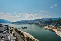 HUALUXE Hotels and Resorts CHONGQING WUSHAN - Mountain view