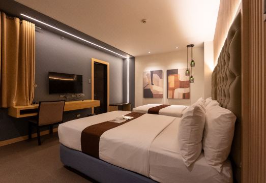 캐슬 피크 호텔