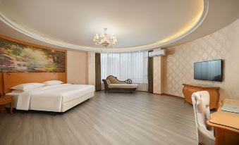 Venus International Hotel (Shengping Subway Station)