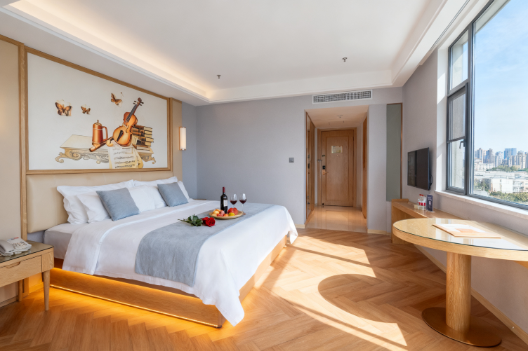 Vienna Hotel (Foshan West Railway Station Airport Branch)Hotel Overview