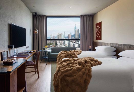 5. 하얏트 - 에피..