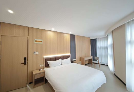 구타이 호텔 내부 객실 이미지