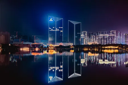 Donghu Lihua Grand Hotel Отели рядом с достопримечательностью «Pufeng Mountain Villa»