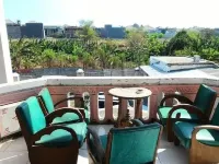 Kost 48 Surabaya Hotels in Sambikerep
