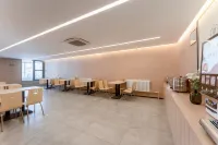 Harbin Zhen Guo Scenic Hotel (Central Street Sofia Church Branch)