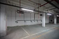 super8 - parking