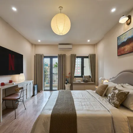 Secret Garden Hotel Phan Xich Long by Urban B Отели рядом с достопримечательностью «Конгресс-центр GEM Centre»