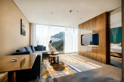 Intercontinental  Yunshang Hotel Hotels near Suojiang Tower