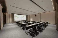 Madison Hotel of Pangdonglai on Jinsui Avenue in Xinxiang - 4-Star