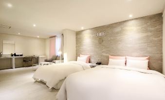 Haeundae MoMo Juice Hotel