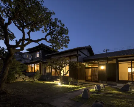 Oyashiki Stay Ko - A retreat on island time. โรงแรมในโชโดะชิมะ