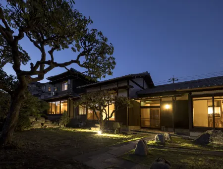 Oyashiki Stay Ko - A retreat on island time.