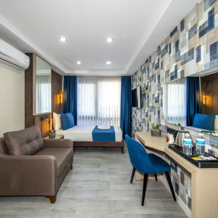 Cosinus Airport Hotel