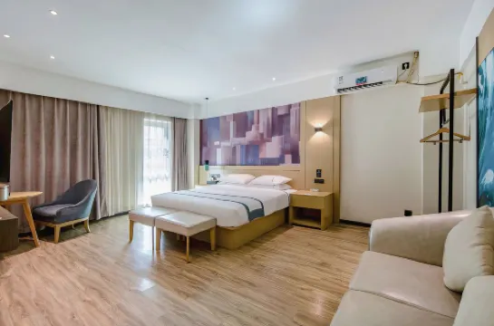 Yincheng Hotel (Binyang Litang High-Speed Railway Station)