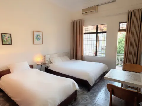 Hoe Stay - Where to stay Hotels near Gia Lam Railway Station