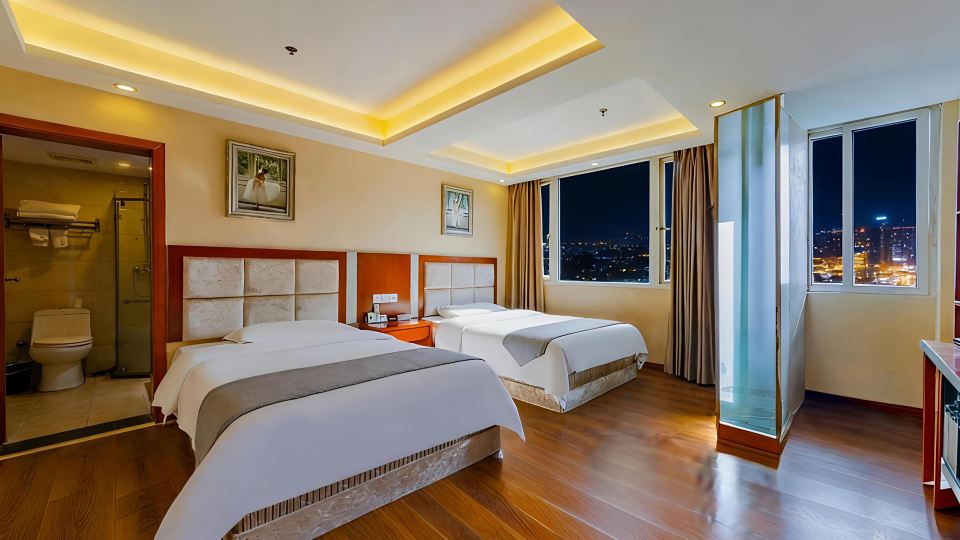 Huyue Hotel