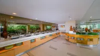 Kuta Galleria Hotel - Cheap