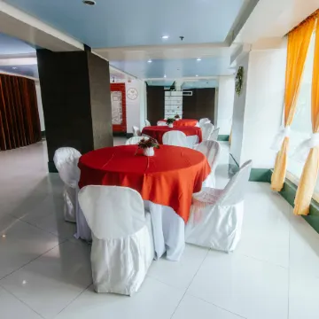 Villa Rosita Hotel Naga City by RedDoorz