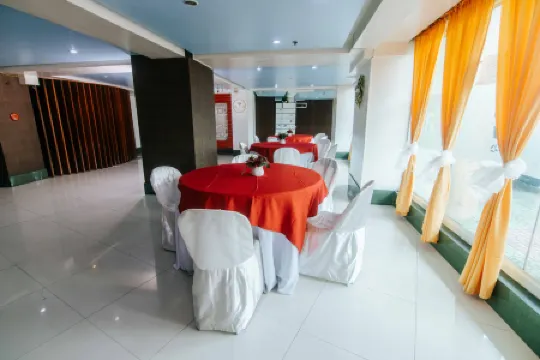 Villa Rosita Hotel Naga City by RedDoorz