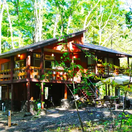 A private lodge where you can enjoy an authentic BBQ surrounded by nature