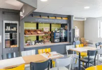 B&B Hotel Angers 2 Université - breakfast