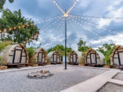 Nadi Glamping Suites Hotels in Perai