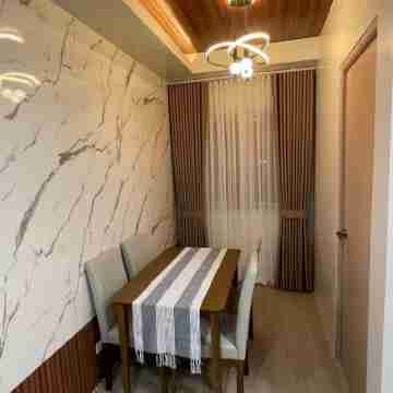 Cozy-corner Staycation @Sta Rosa Laguna Dining/Meeting Rooms