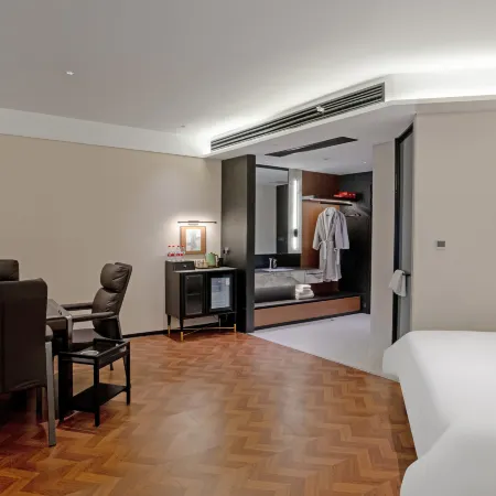 Yunji Hotel (Shenqiu High-Speed Railway Station)