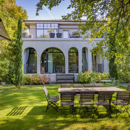 Bagatelle Gardenhouse Отели рядом с достопримечательностью «Железнодорожный вокзал Дели»