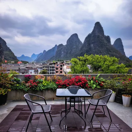 Lanxue Huakai Inn