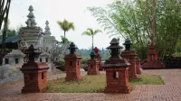 Menghai Meng Bala Jingmo Landscape Hot Spring Homestay - Mountain view