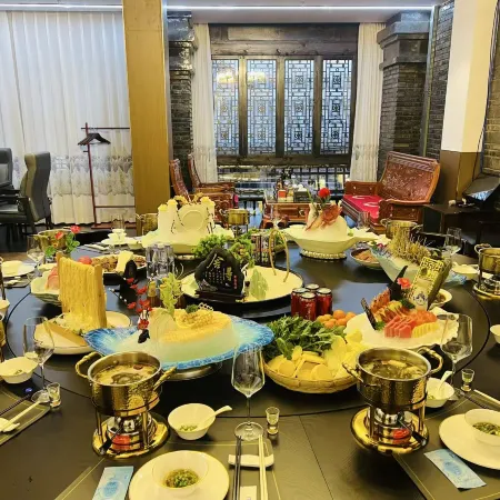 Yueying Xizhou Hotel (Xichang Jianchang Ancient City)