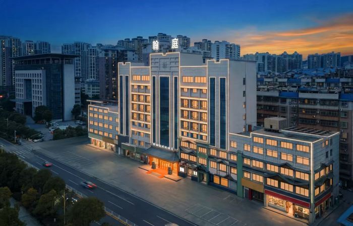 Grand Hyatt Hotel