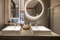 Yuquan International Hotel - ที่มีสระว่ายน้ำ