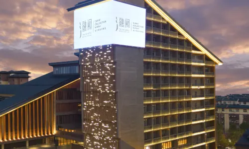 The Reserve Hotel Luoyang, Curio Collection by Hilton