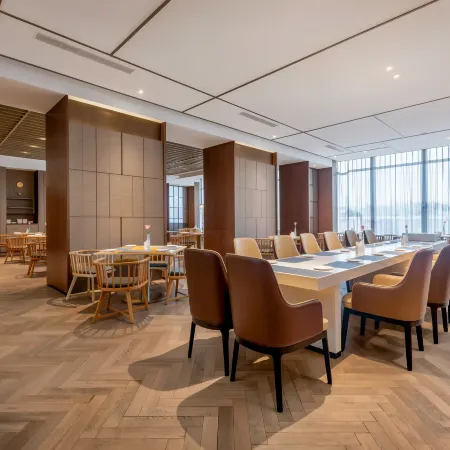 Shangqiu Zhongtai Maison New Century Hotel