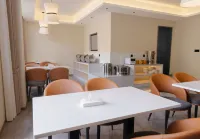 Jiusheng Hotel - breakfast