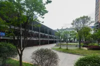 Guijinghua Hotel (Guilin High-Speed Railway North Station) - Bãi đậu xe