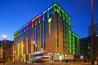 Holiday Inn MANCHESTER - CITY CENTRE by IHG Hotel dekat Stasiun Kereta Piccadilly