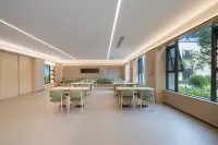 JI Xiaogan Yunmeng Chuwangcheng Avenue Hotel - พร้อมอาหารเช้า