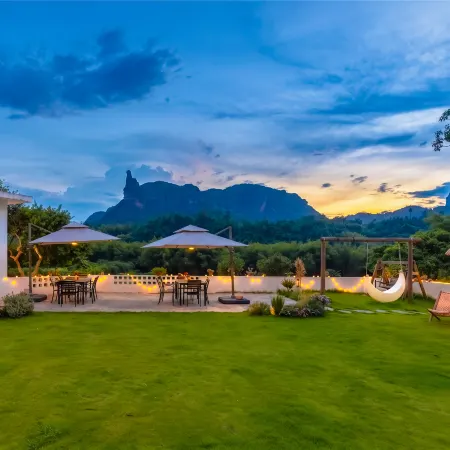 Danxia Mountain Guanshan Xiaoyuan Homestay