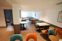 Shenyang Fuxiangrui Hotel (Shenyangbei Railway Station) - พร้อมอาหารเช้า